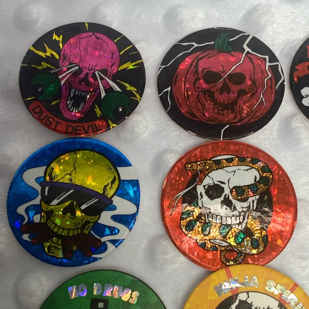 POGs Lot of 42 Skulls with Foil 1990’s - Picture 3 of 14